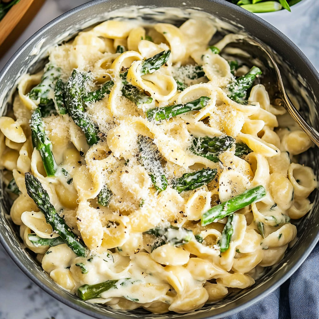 Creamy Asparagus Pasta
